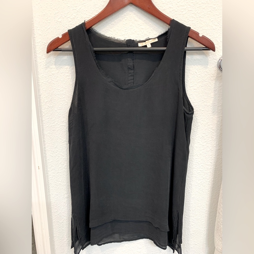 Gold Hawk Size S Black Silk Sleeveless Blouse